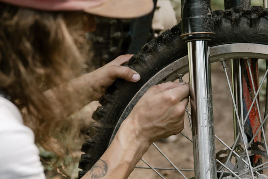 New Bike Repair Station Installed at Birchwood Park After Community Push